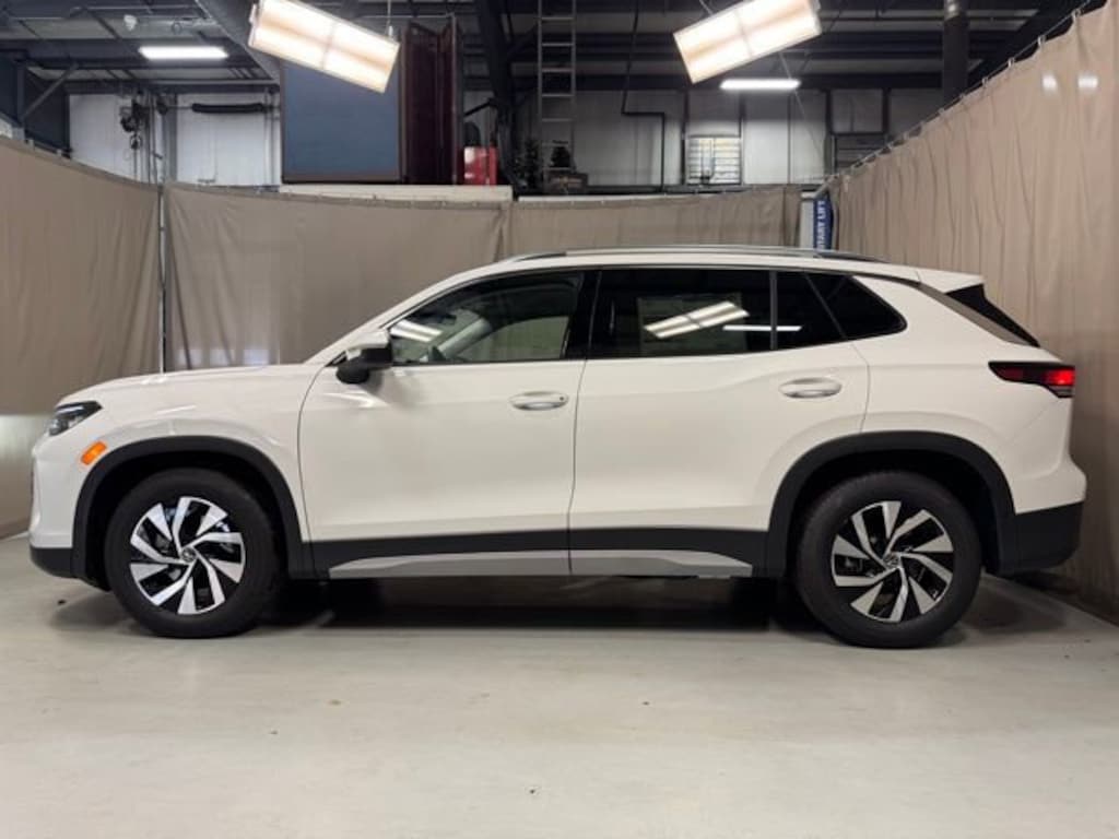 New 2026 Volkswagen Tiguan 2.0T S SUV