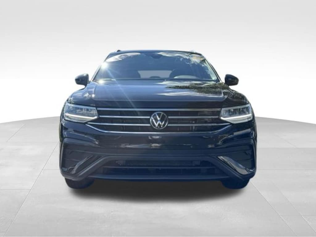 Certified 2024 Volkswagen Tiguan 2.0T SE SUV