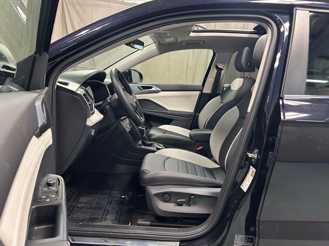 2026 Volkswagen Taos SEL - Photo 11