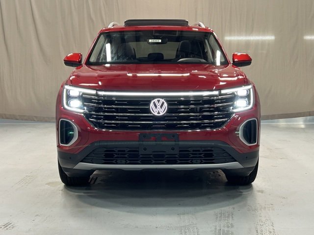 2025 Volkswagen Atlas SEL photo 3