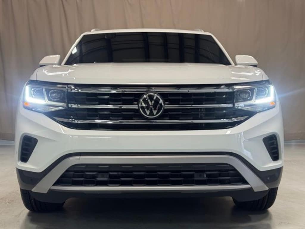 Certified 2023 Volkswagen Atlas Cross Sport 2.0T SE w/Technology SUV