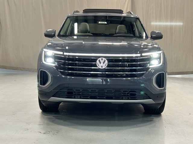2026 Volkswagen Atlas SE Technology photo 3