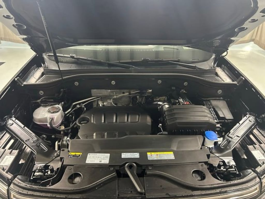 New 2026 Volkswagen Atlas 2.0T SEL Premium R-Line SUV