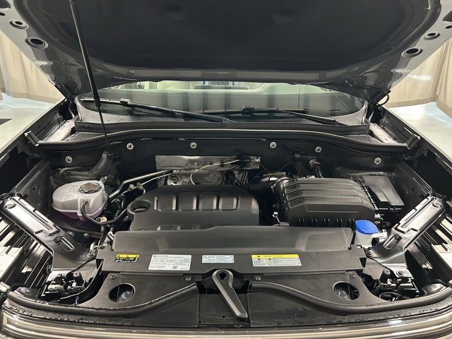 2026 Volkswagen Atlas SE Technology photo 2