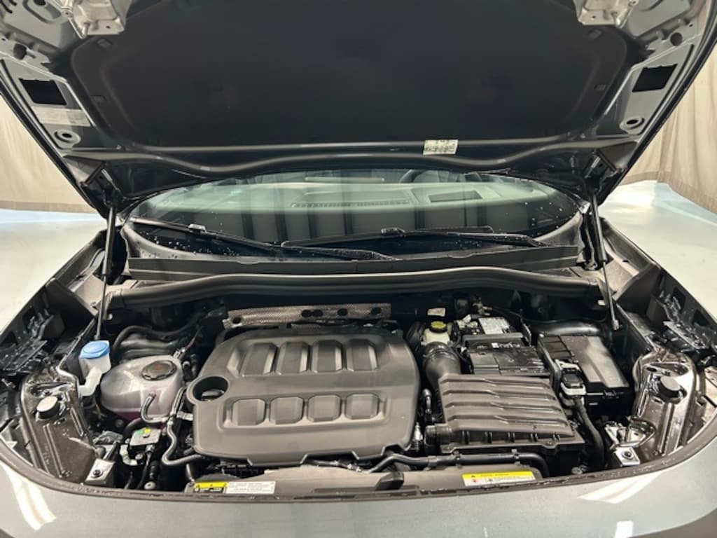 Used 2025 Volkswagen Tiguan 2.0T SE R-Line Black SUV