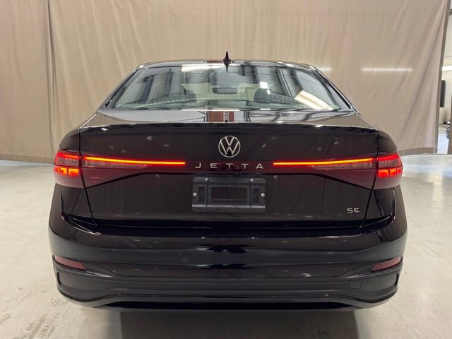 2025 Volkswagen Jetta SE - Photo 6