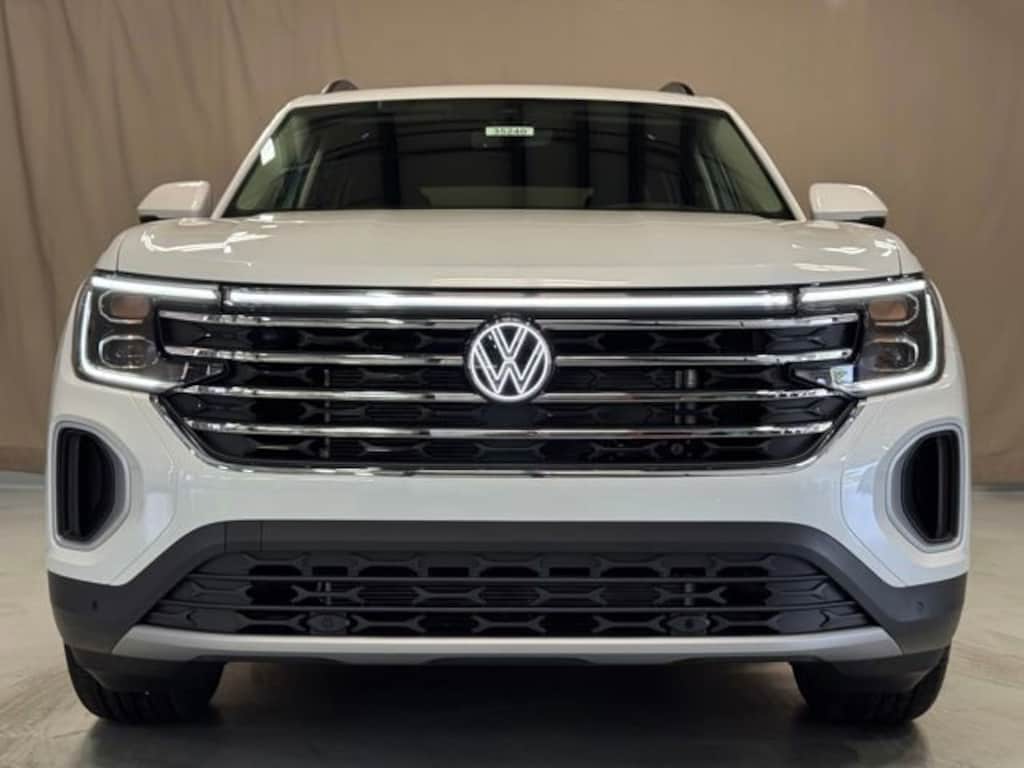 New 2026 Volkswagen Atlas 2.0T SE w/Technology SUV