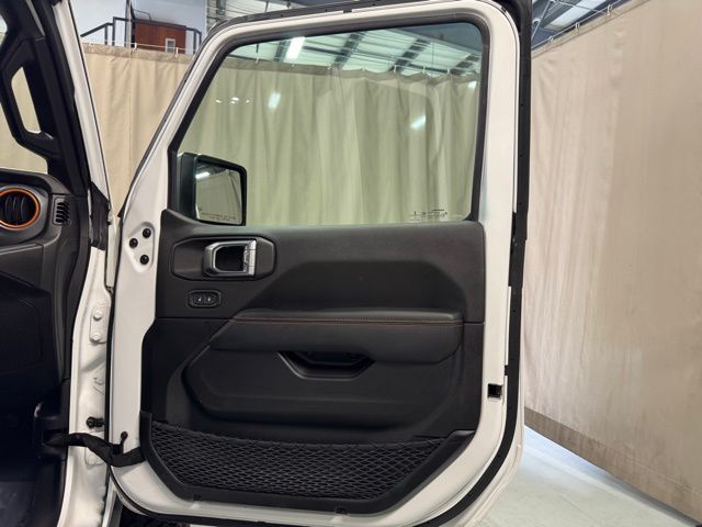 2022 Jeep Gladiator Mojave - Photo 18
