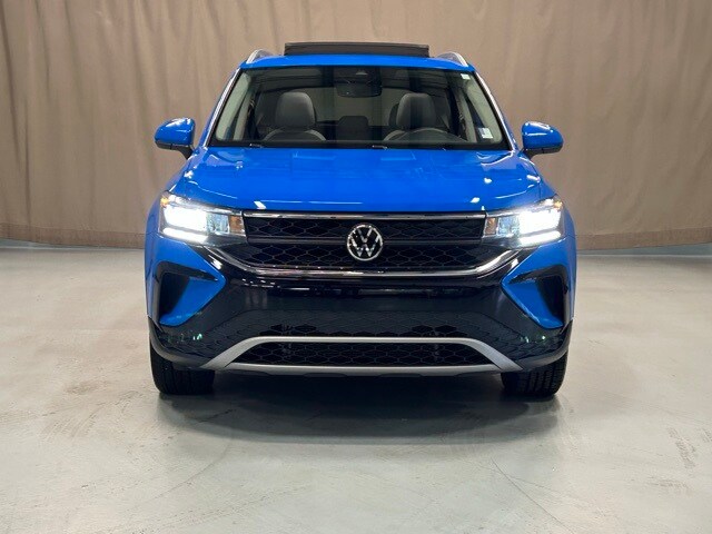 2022 Volkswagen Taos SE photo 3