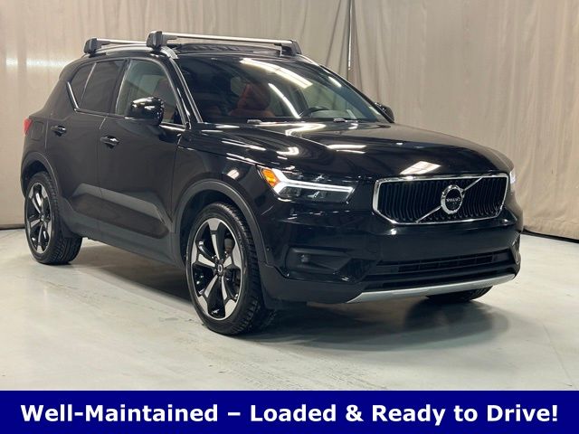 2019 Volvo XC40 Momentum