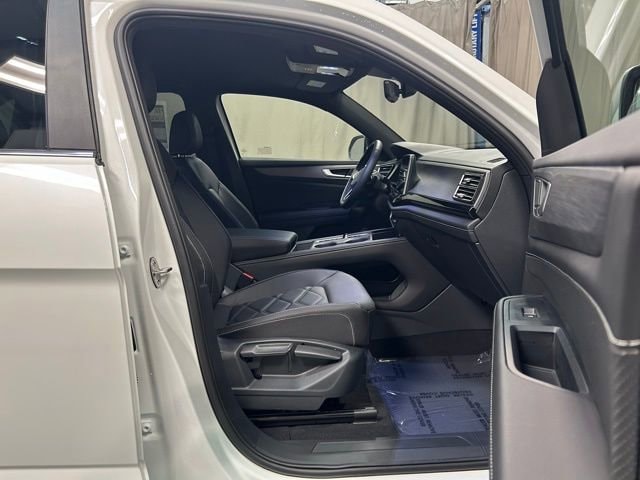 2026 Volkswagen Atlas Cross Sport SE - Photo 18
