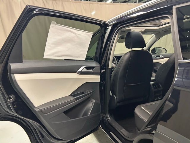 2026 Volkswagen Taos SEL - Photo 12