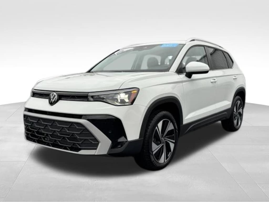 Used 2025 Volkswagen Taos 1.5T SE SUV