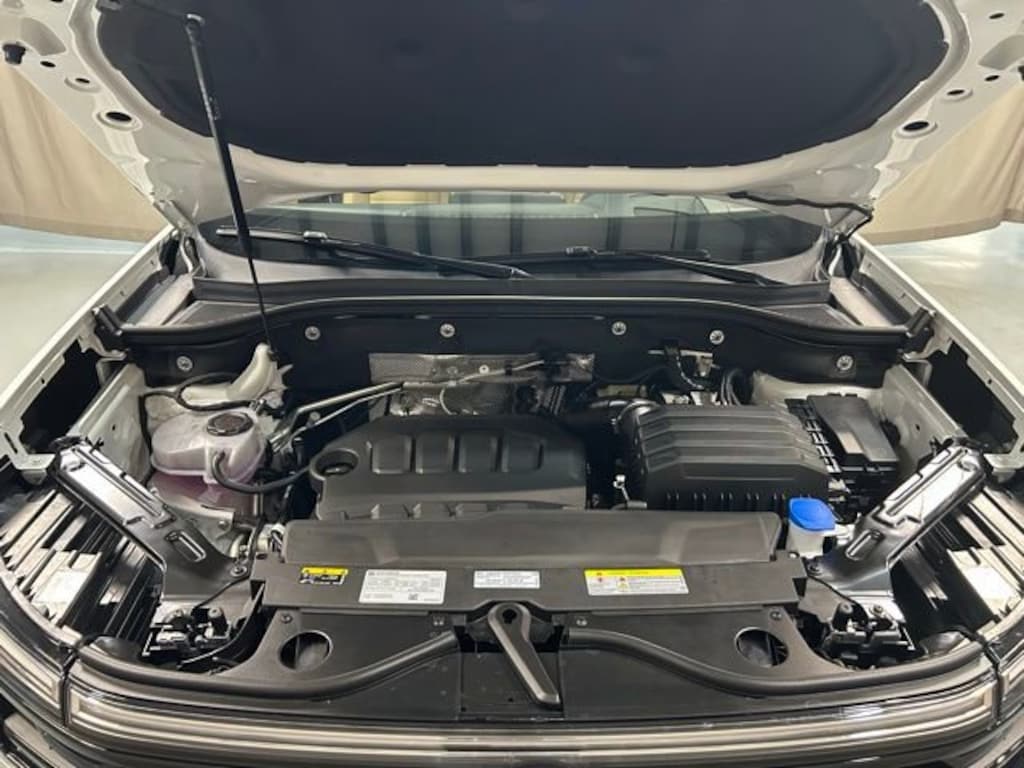 New 2026 Volkswagen Atlas Cross Sport 2.0T SEL R-Line Black SUV