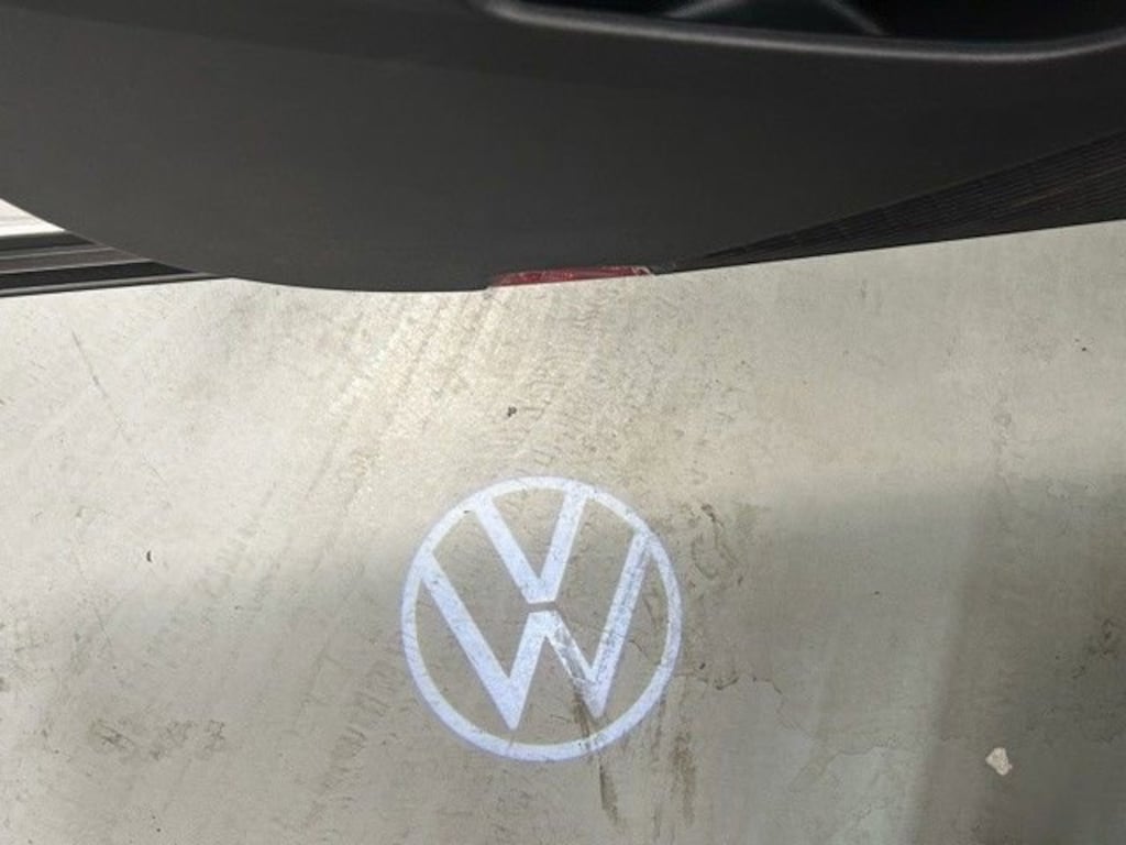 New 2026 Volkswagen Atlas Cross Sport 2.0T SEL R-Line Black SUV