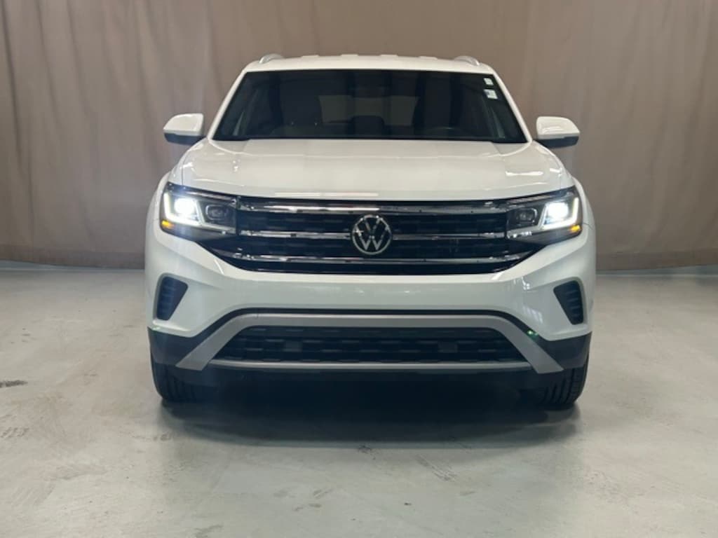 Used 2022 Volkswagen Atlas Cross Sport 2.0T SE SUV