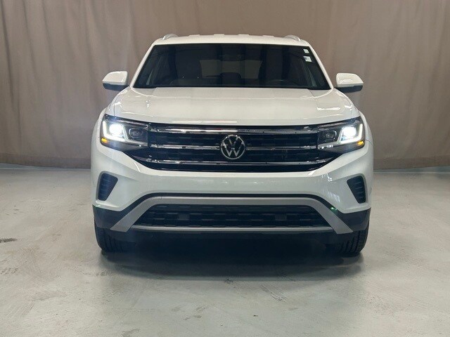 2022 Volkswagen Atlas Cross Sport SE photo 3