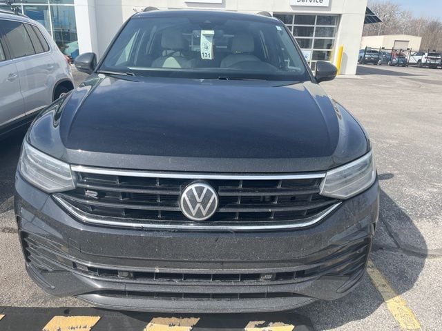 2024 Volkswagen Tiguan 2.0T SE R-Line Black 4Motion's photo