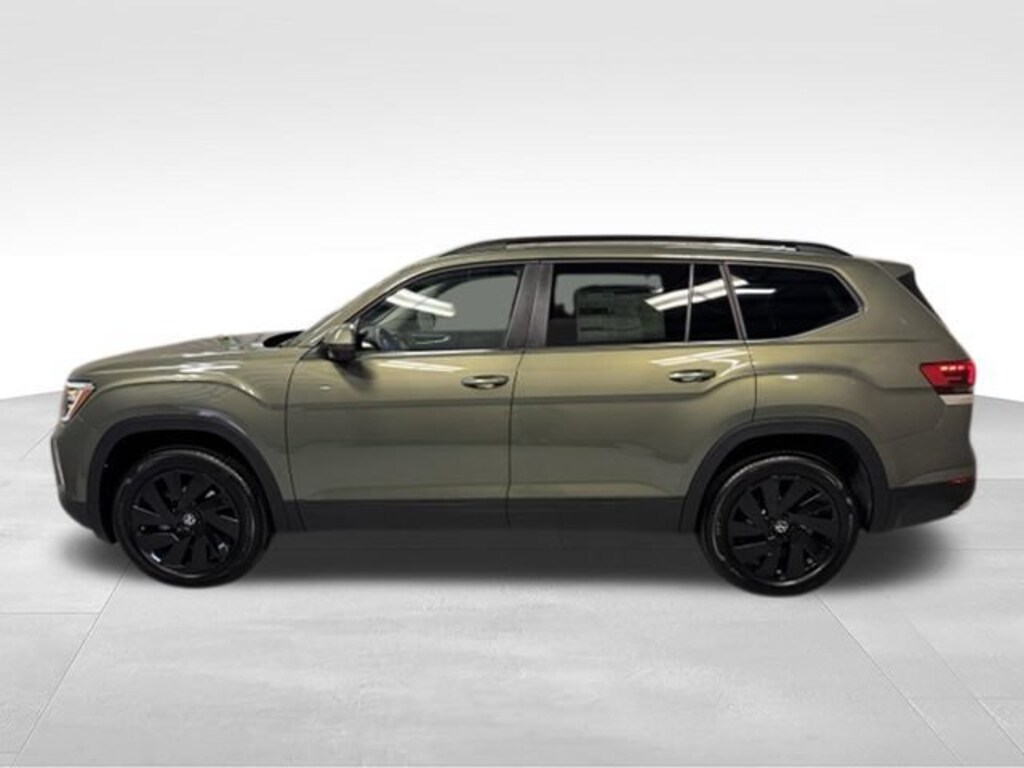 New 2026 Volkswagen Atlas SE w/Technology SUV