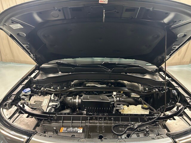 2020 Ford Explorer Platinum photo 3