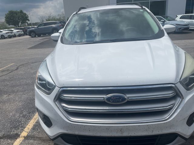 2017 Ford Escape SE's photo
