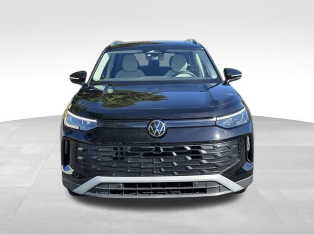New 2026 Volkswagen Tiguan SE SUV