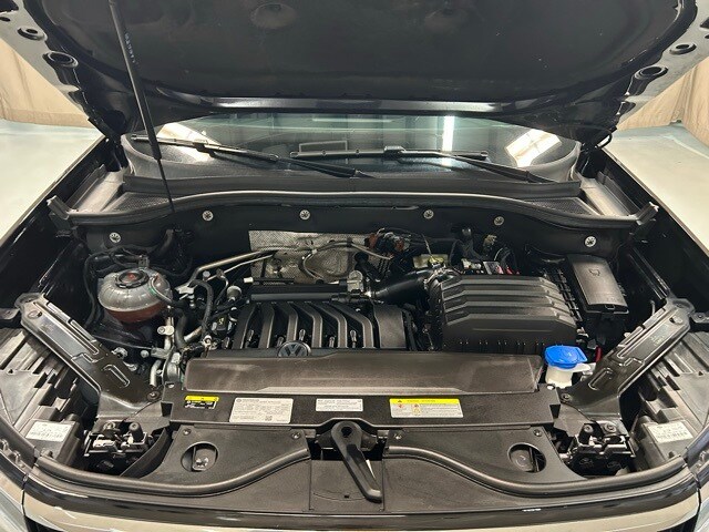 2023 Volkswagen Atlas V6 SE Technology photo 2