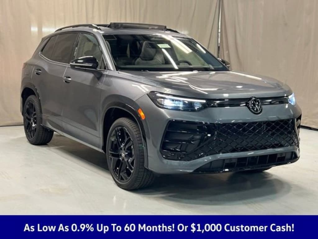 New 2026 Volkswagen Tiguan 2.0T SE R-Line Black SUV