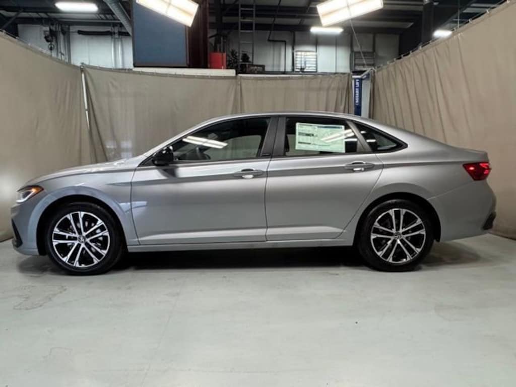 New 2026 Volkswagen Jetta 1.5T Sport Sedan