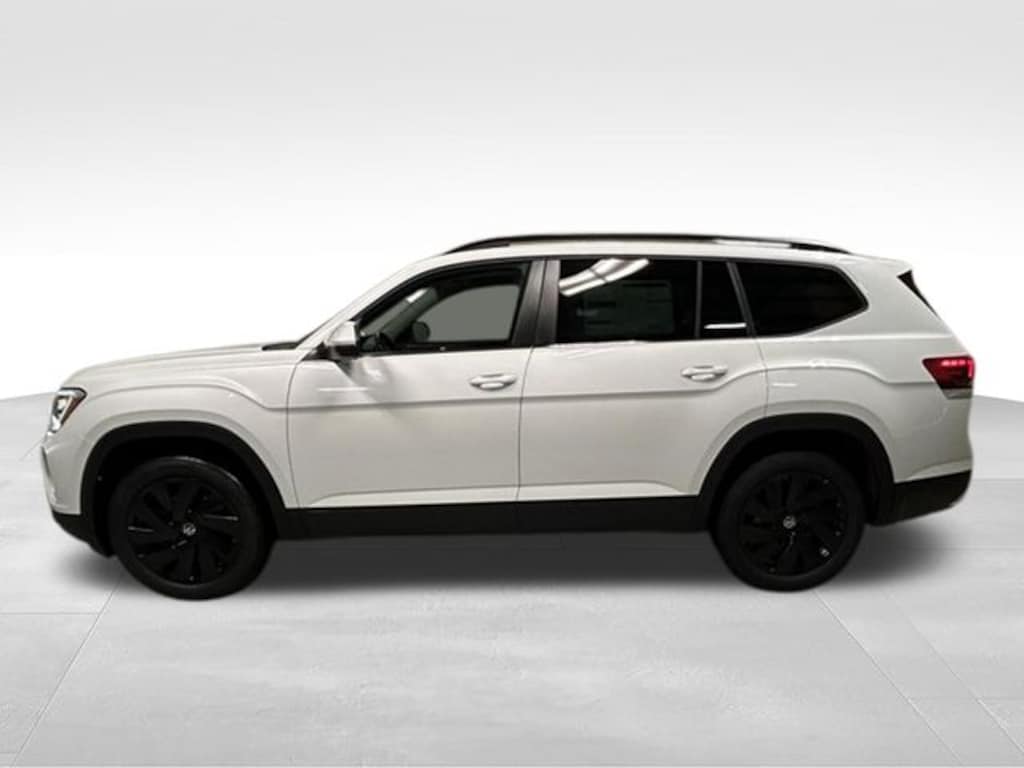 Used 2026 Volkswagen Atlas 2.0T SE w/Technology SUV