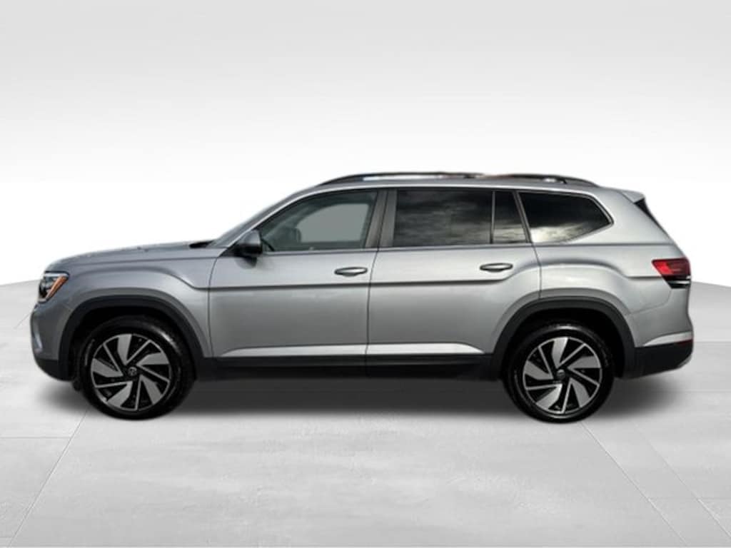 Certified 2024 Volkswagen Atlas 2.0T SE w/Technology SUV