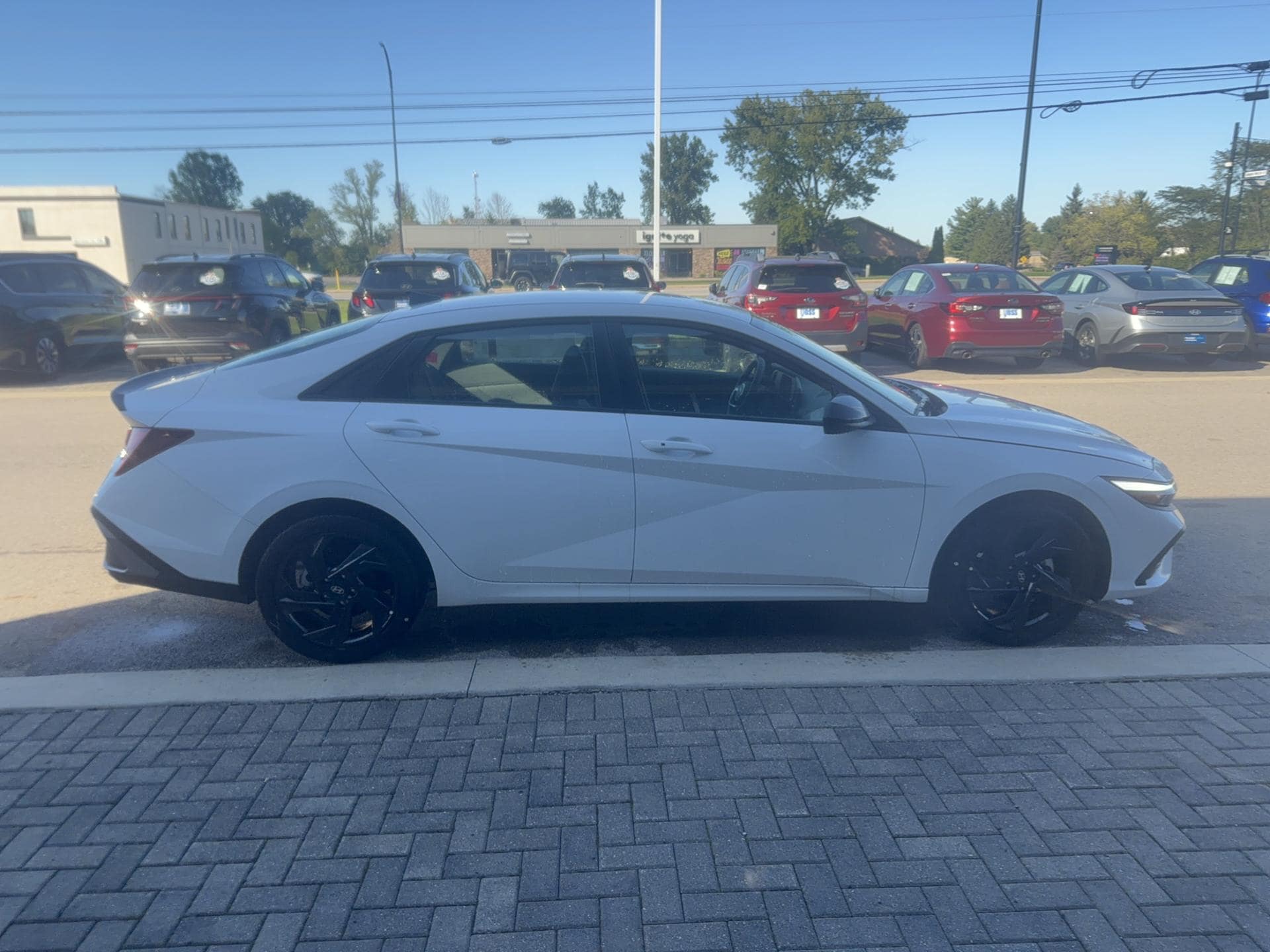 2026 Hyundai Elantra SEL Sport, photo 7 of 12