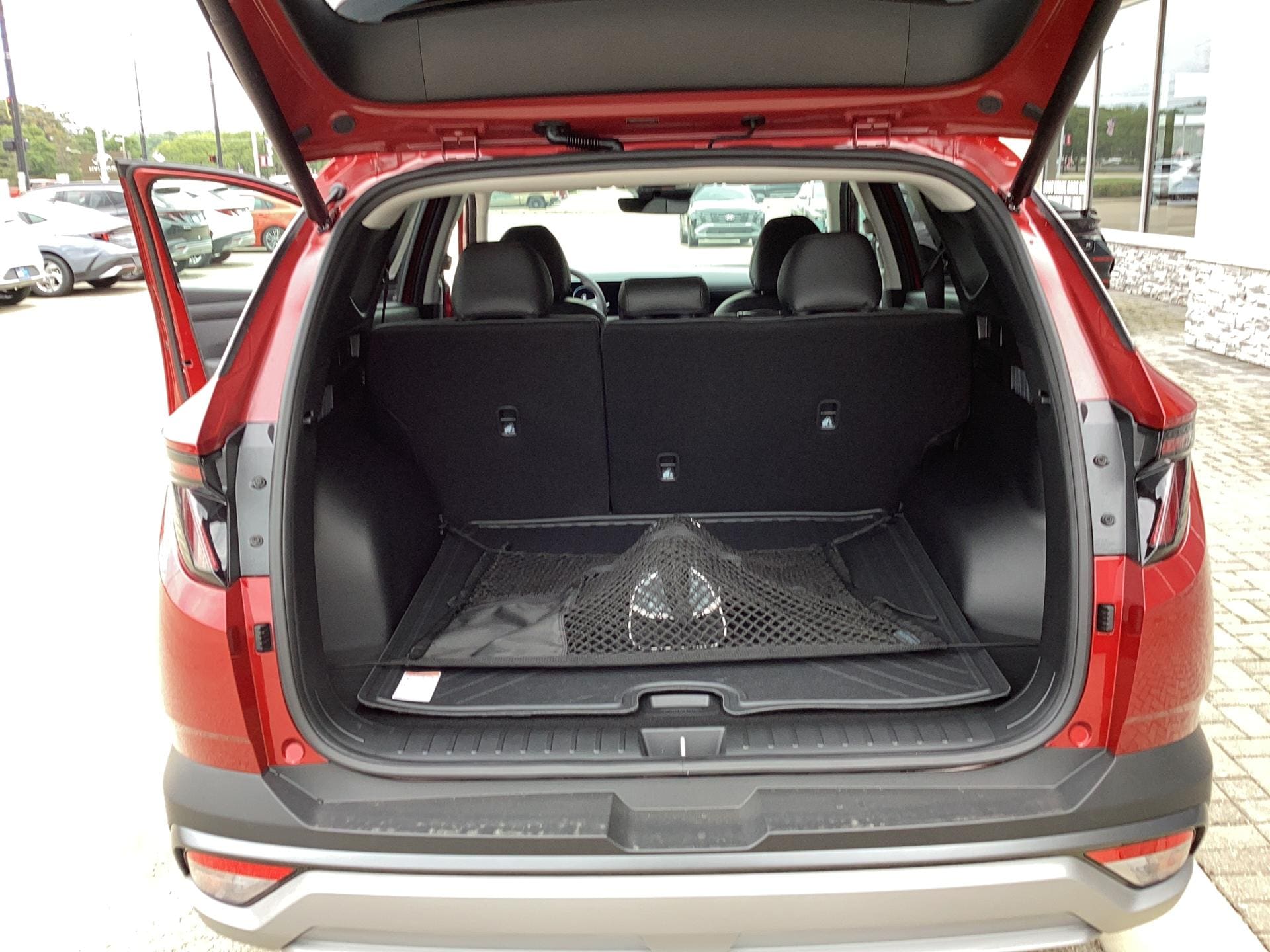 2026 Hyundai Tucson SEL Premium AWD, photo 11 of 12