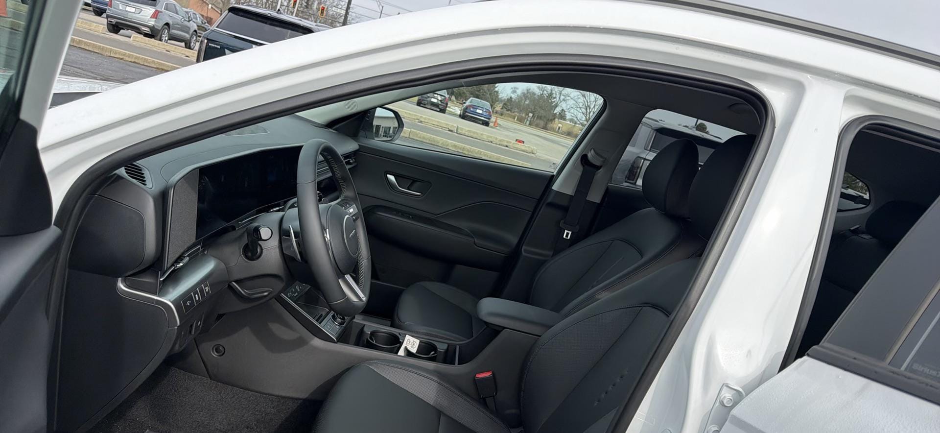 2026 Hyundai Kona SEL Premium - Photo 11