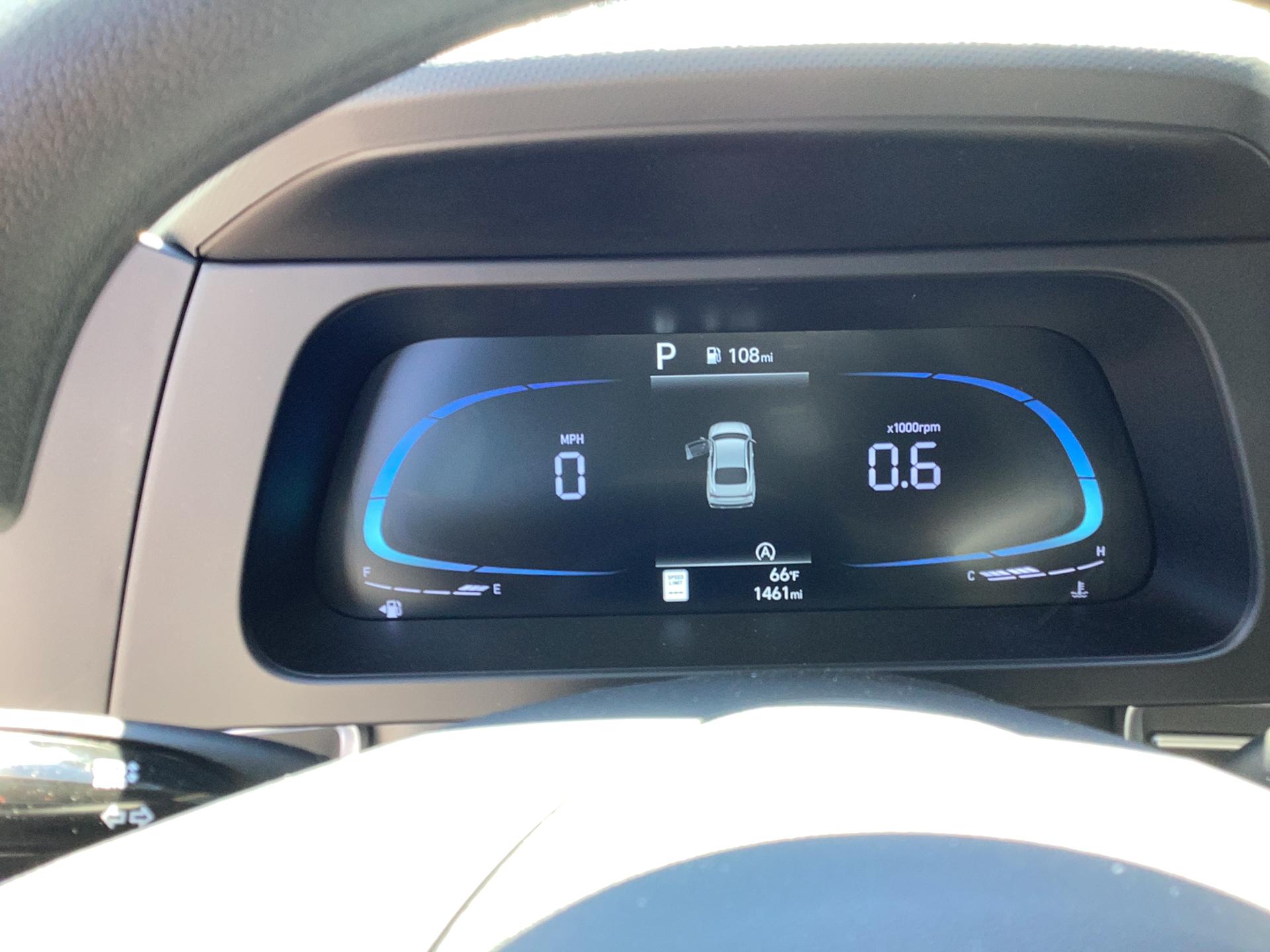 2026 Hyundai Elantra SE, photo 10 of 12