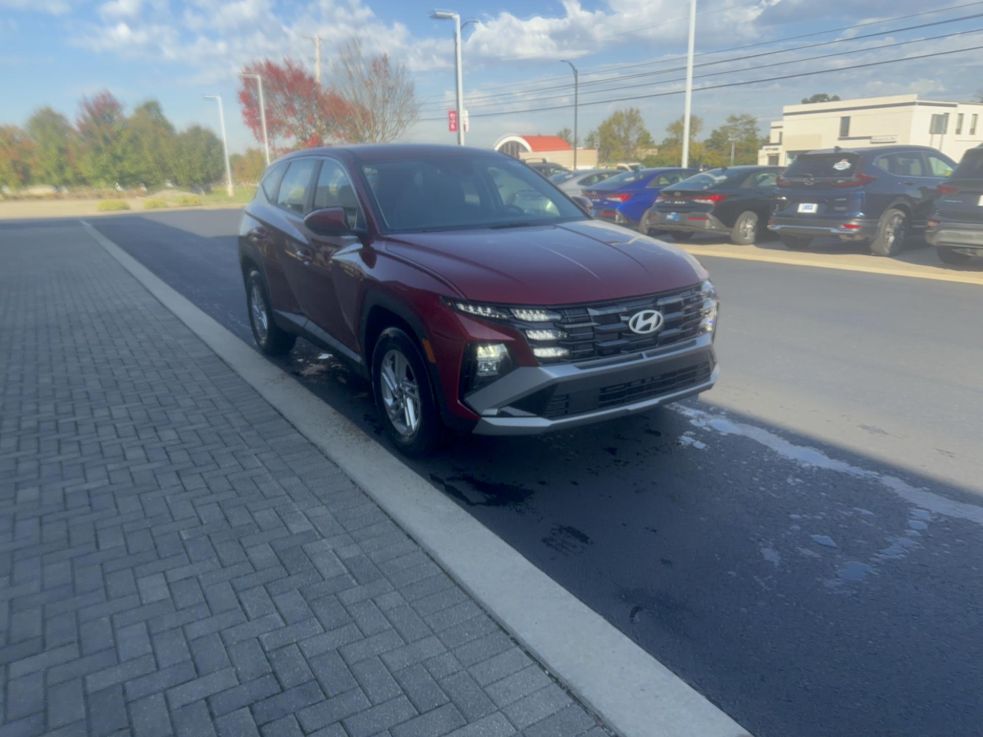 New 2026 Hyundai Tucson SE AWD SUV