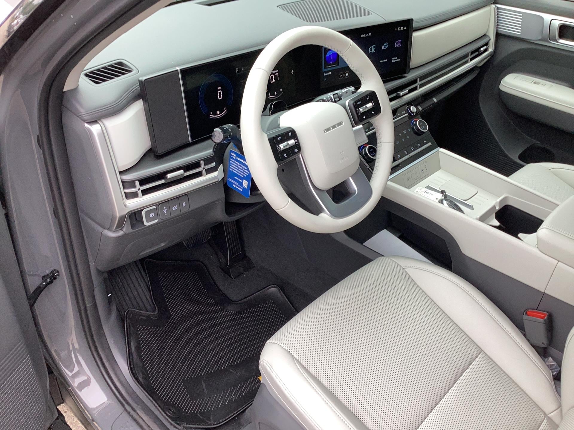 2026 Hyundai Santa Fe SEL AWD, photo 2 of 12