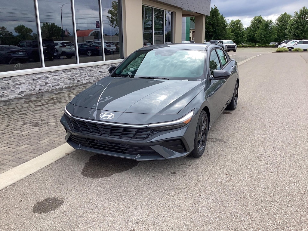 New 2026 Hyundai Elantra Hybrid SEL Sport Sedan