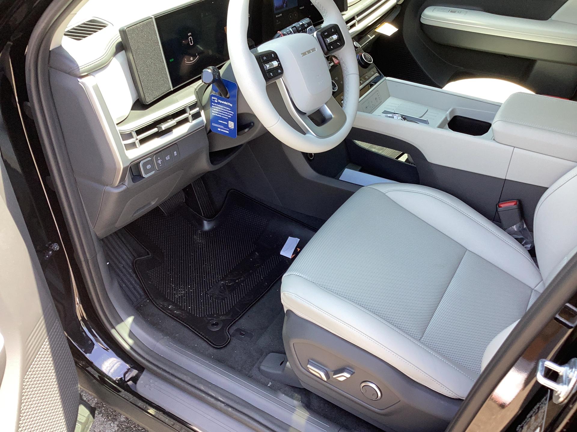 2026 Hyundai Santa Fe Hybrid SEL, photo 2 of 12