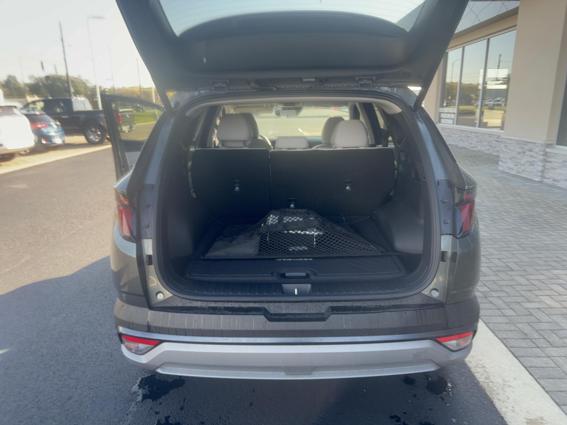 2026 Hyundai Tucson Hybrid SEL AWD, photo 12 of 12