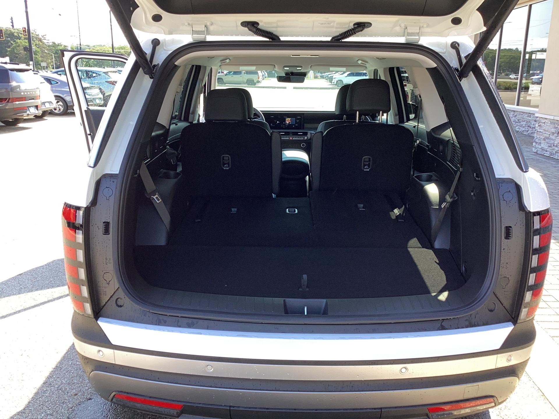 2026 Hyundai Palisade Hybrid SEL 7P, photo 12 of 12