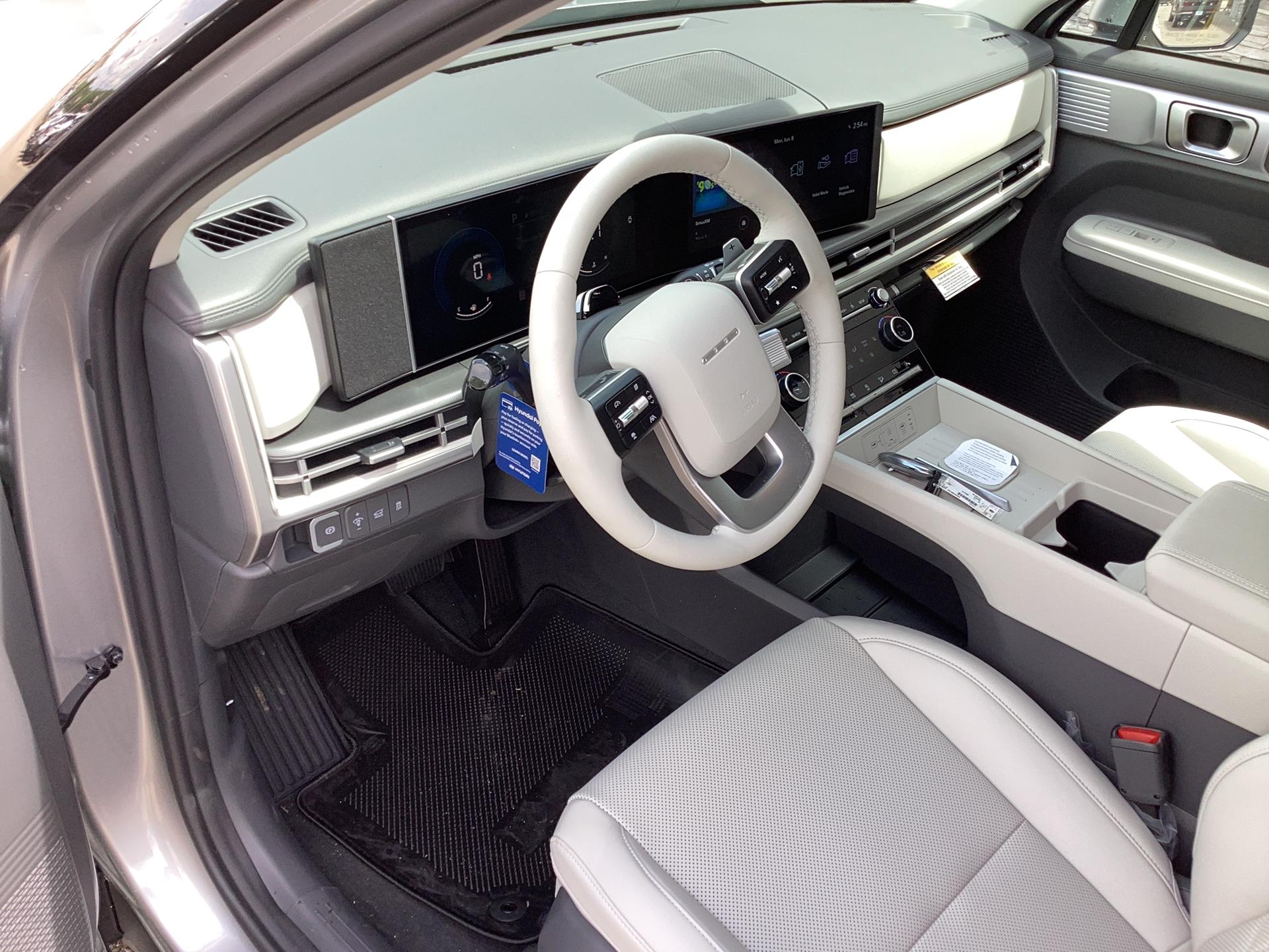 2026 Hyundai Santa Fe SEL AWD, photo 2 of 12