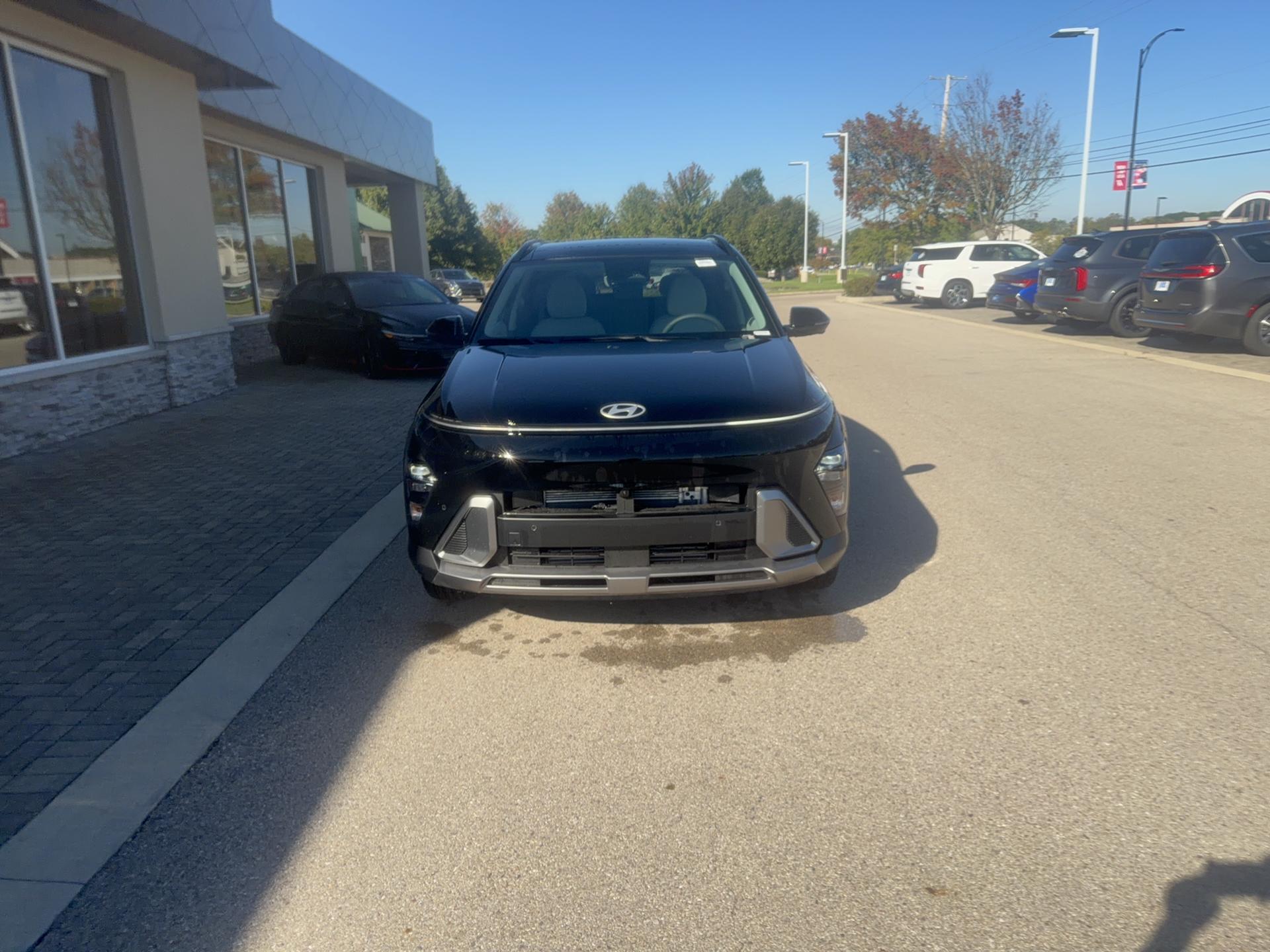 2026 Hyundai Kona Limited AWD, photo 2 of 12