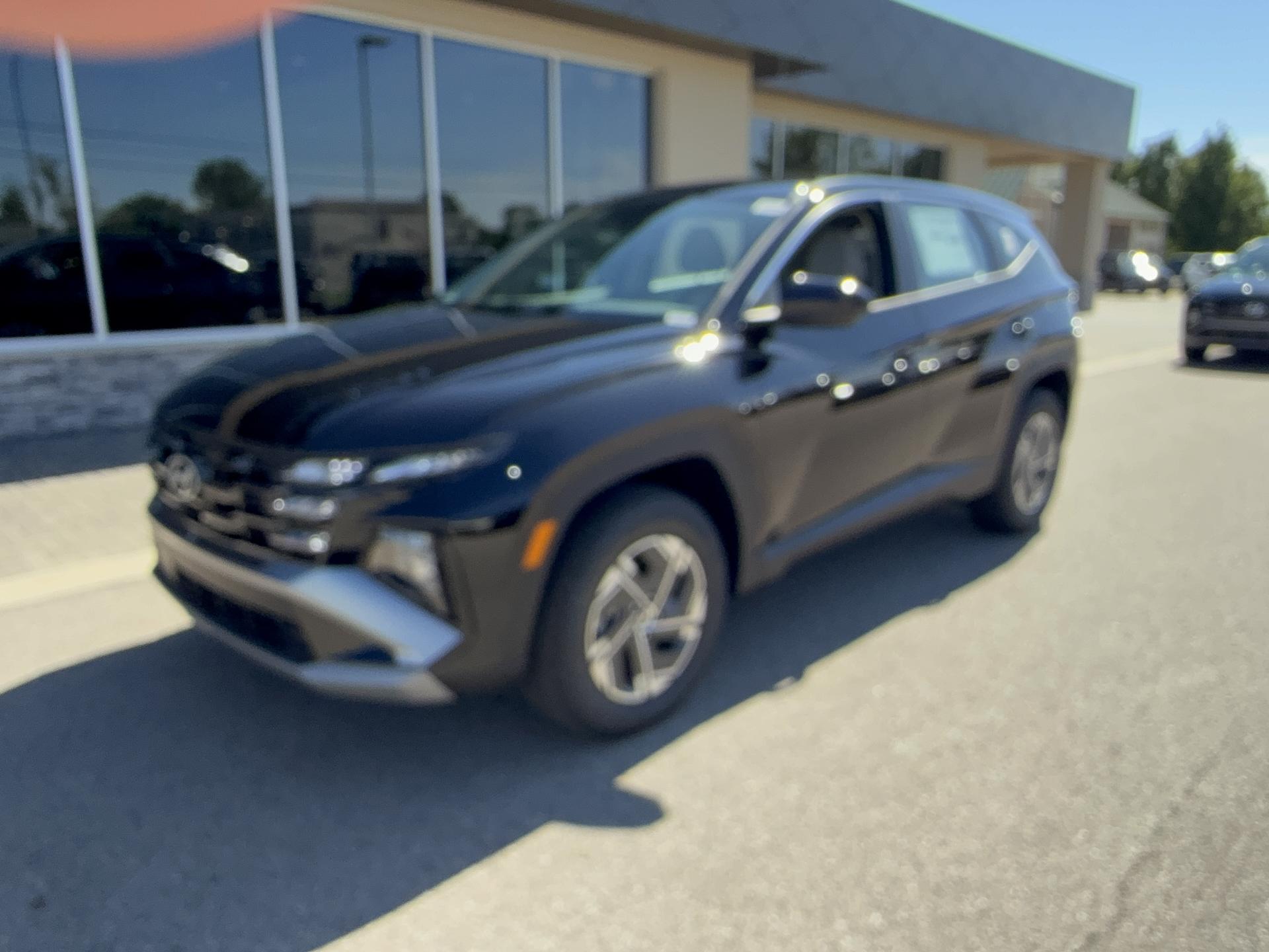2026 Hyundai Tucson Hybrid Blue, photo 10 of 12