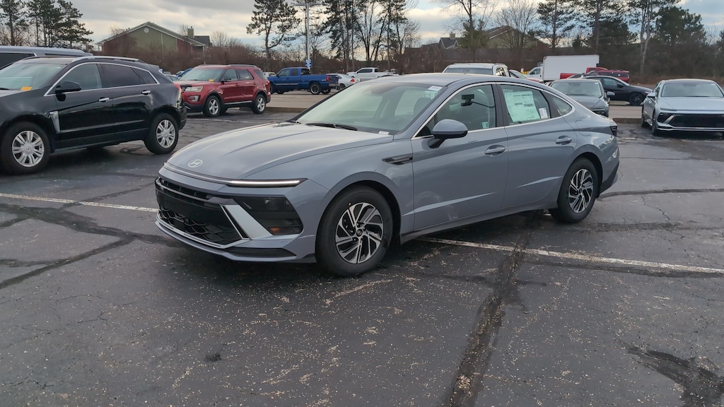 New 2026 Hyundai Sonata Hybrid Blue Sedan