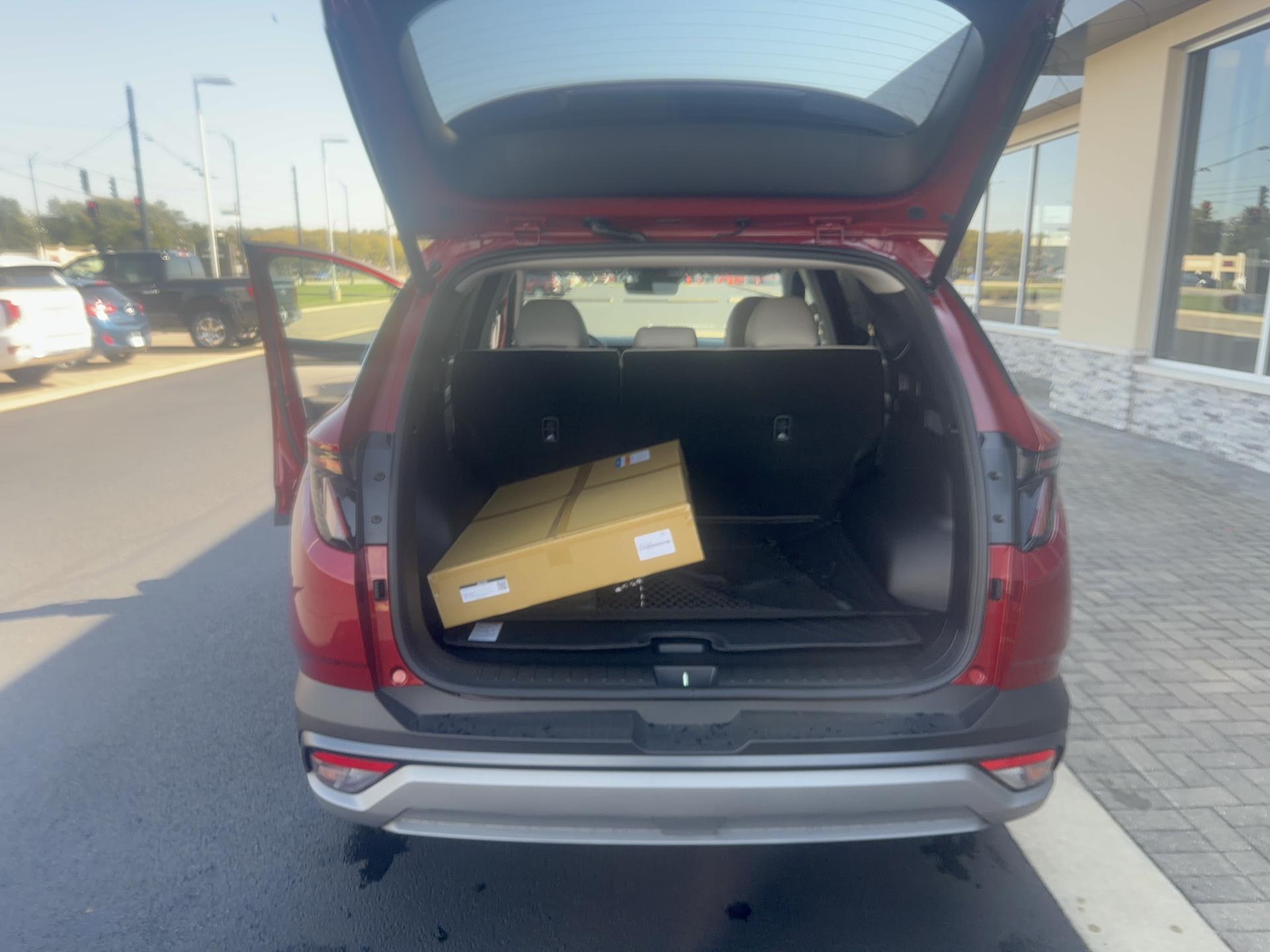 2026 Hyundai Tucson SEL Premium AWD, photo 9 of 12
