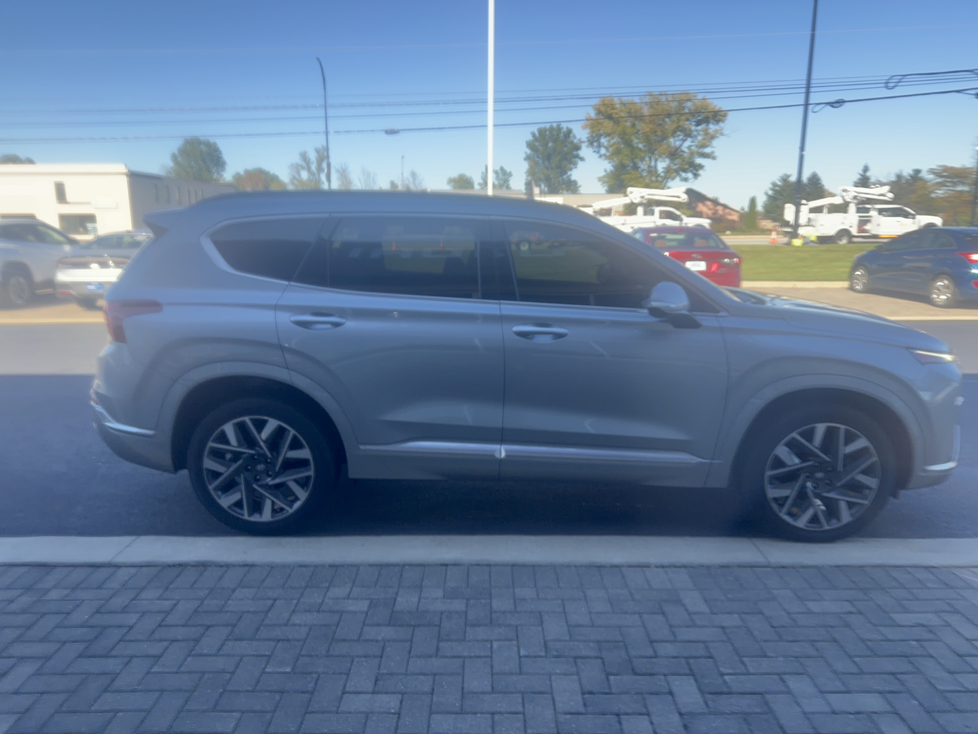 2023 Hyundai Santa Fe Calligraphy, photo 2 of 12