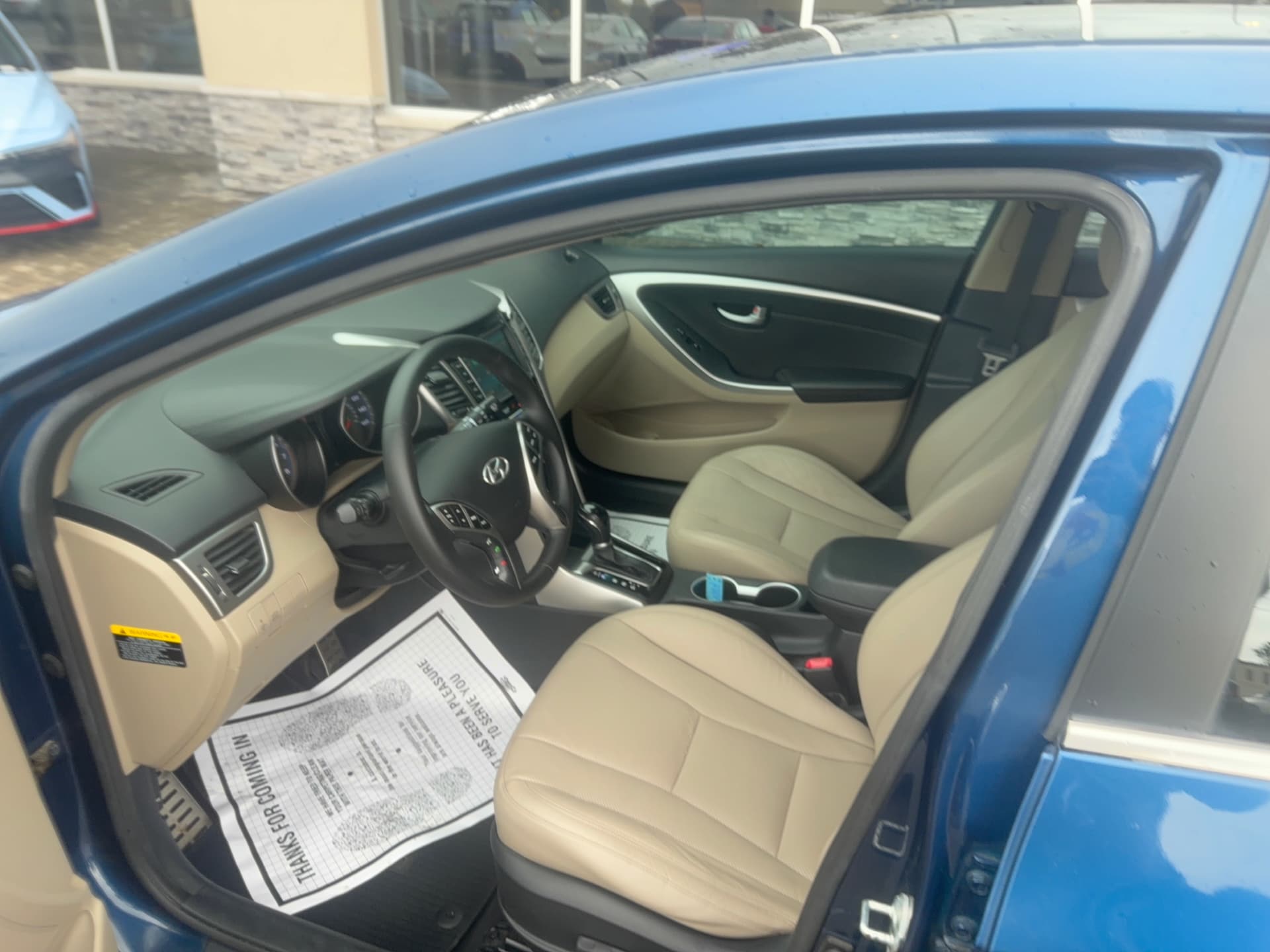 2014 Hyundai Elantra GT Base, photo 10 of 12