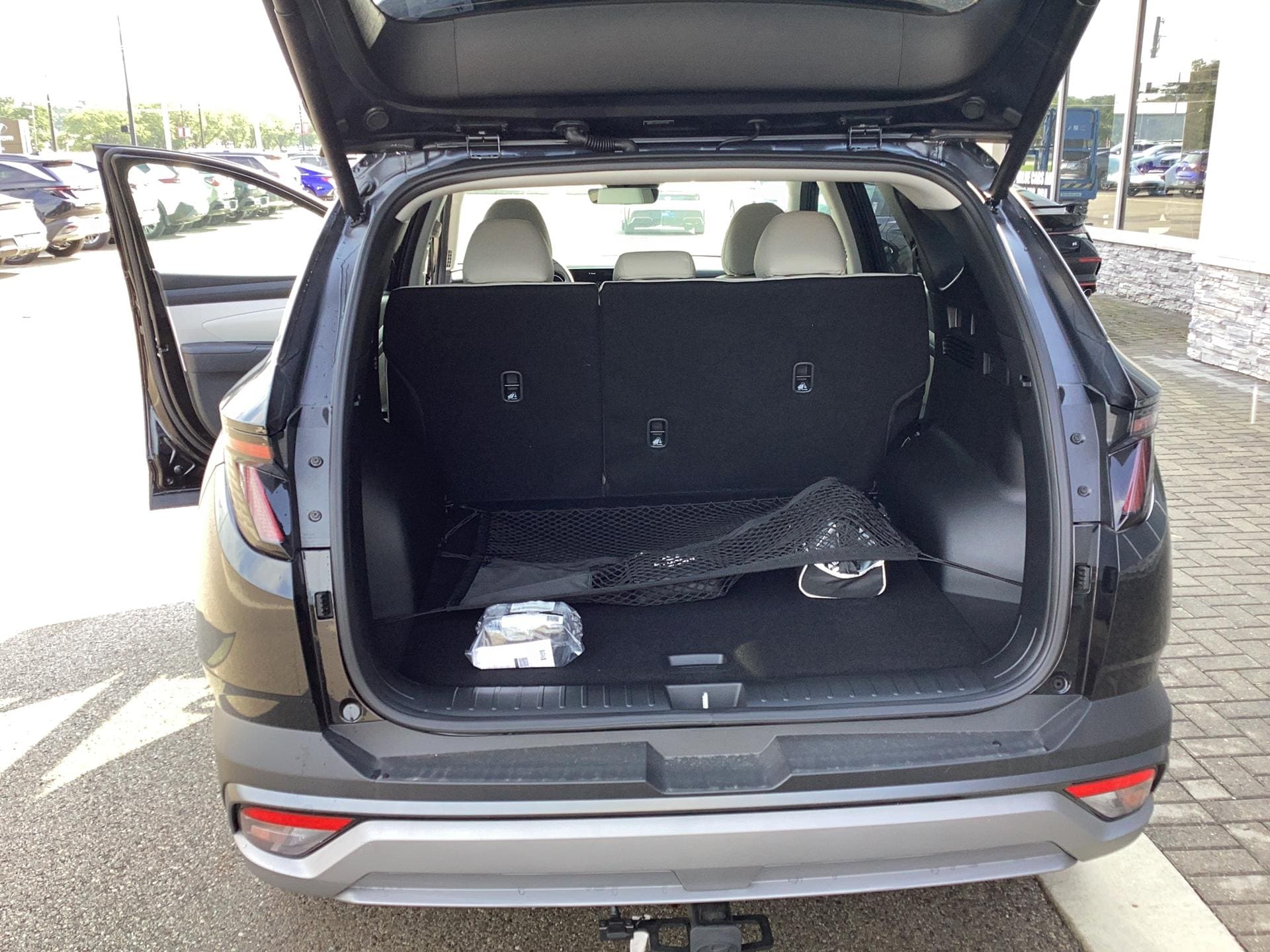 2026 Hyundai Tucson SEL Premium AWD, photo 11 of 12