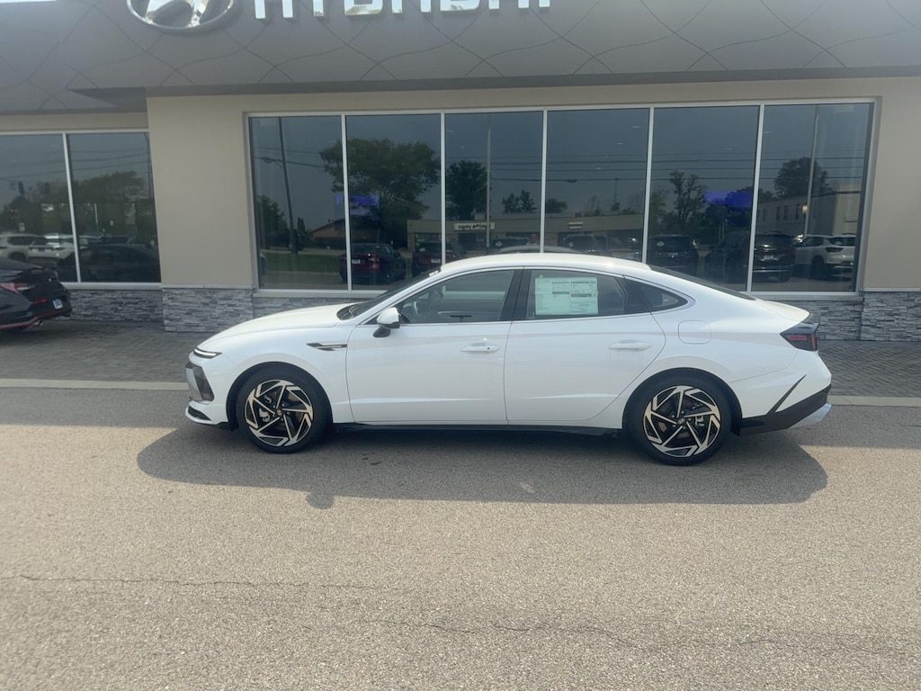 New 2026 Hyundai Sonata SEL Sport Sedan